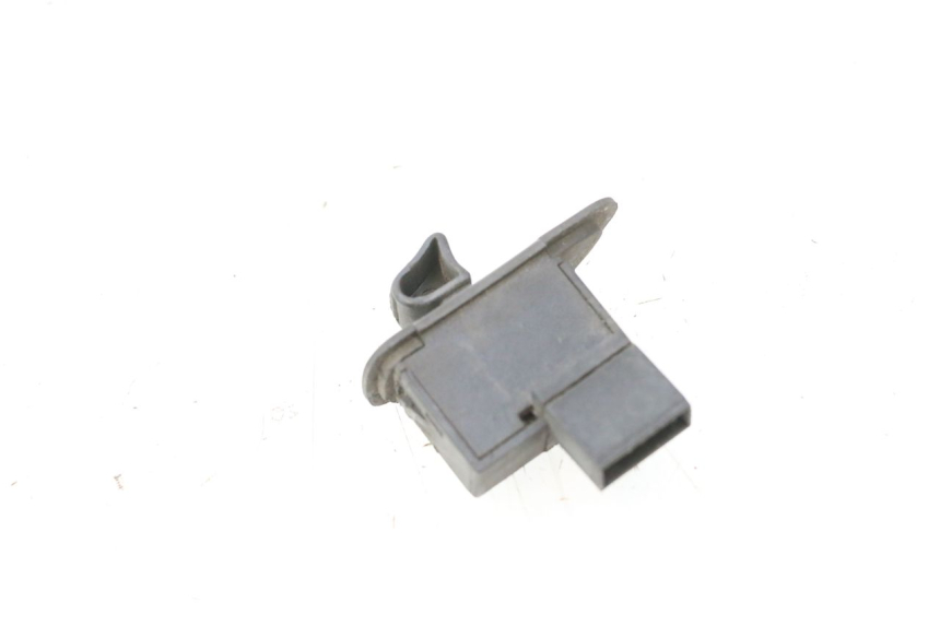 photo de COMUTADOR DE SETAS PIAGGIO FLY 2T 50 (2004 - 2017) - Zoom do estado de desgaste