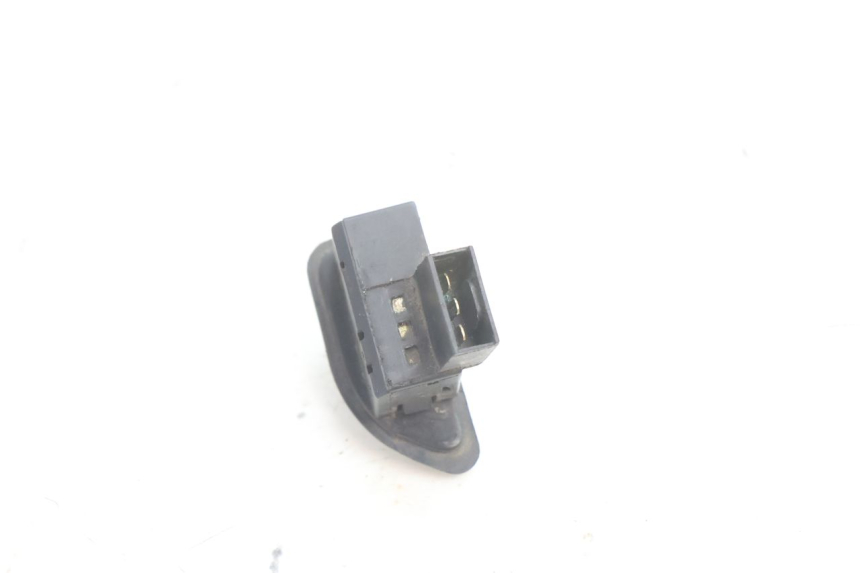 photo de COMUTADOR DE SETAS PIAGGIO FLY 2T 50 (2004 - 2017) - Outro ângulo de visão