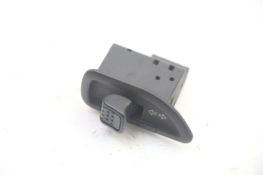 photo de INTERRUPTOR DE SETA GILERA STALKER 50 (1997 - 2005) - Detalhe da peça