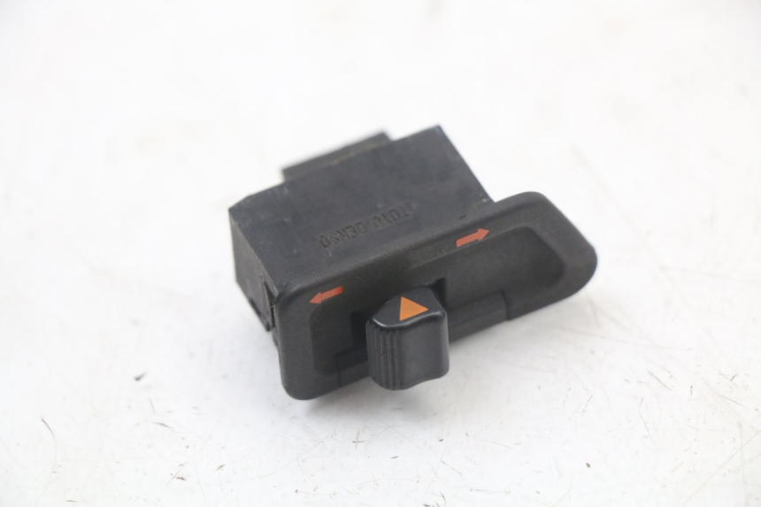 photo de COMUTADOR DE SETAS HONDA NES AROBASE 125 (2000 - 2003) - Vista principal