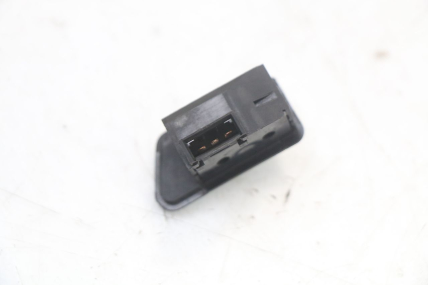 photo de COMUTADOR DE SETAS HONDA NES AROBASE 125 (2000 - 2003) - Ampliação técnica