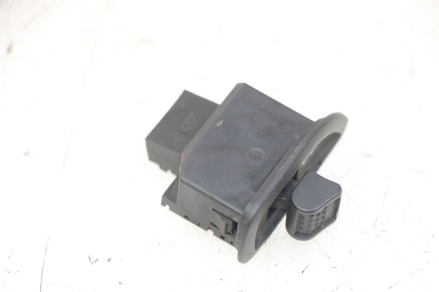 photo de COMUTADOR DE SETAS PIAGGIO IE MP3 YOURBAN 300 (2011 - 2016) - Detalhe da peça