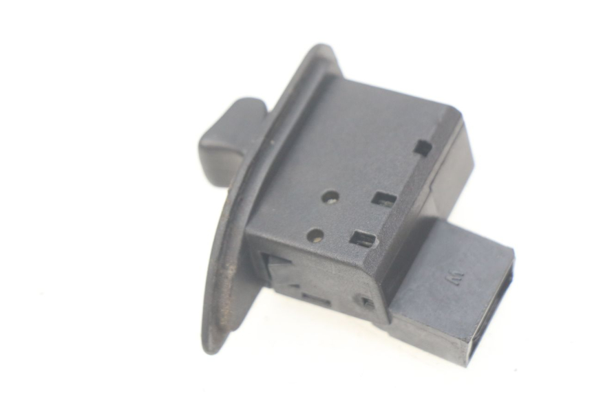 photo de COMANDO DE SETAS PIAGGIO LIBERTY 4T 50 (2004 - 2008) - Zoom do estado de desgaste