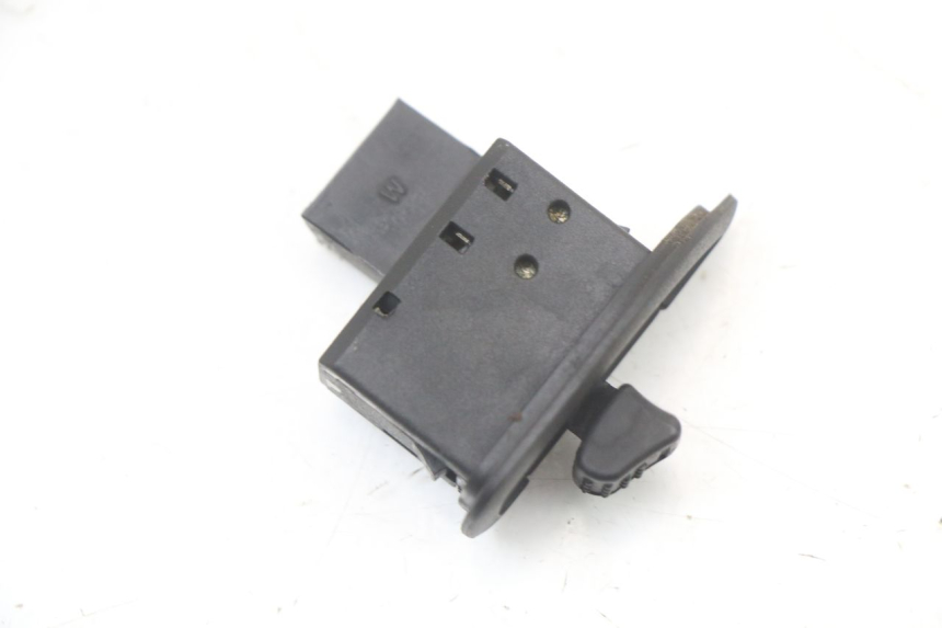photo de COMANDO DE SETAS PIAGGIO LIBERTY 4T 50 (2004 - 2008) - Zoom do estado de desgaste