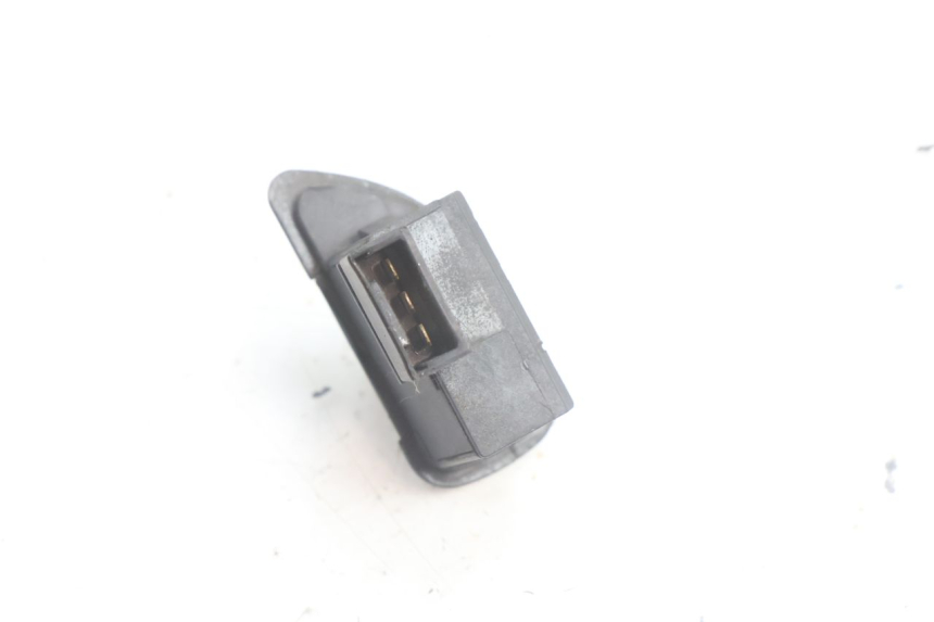 photo de INTERRUPTOR DE SETA PIAGGIO LIBERTY IGET 4T 50 (2021 - 2025) - Outro ângulo de visão