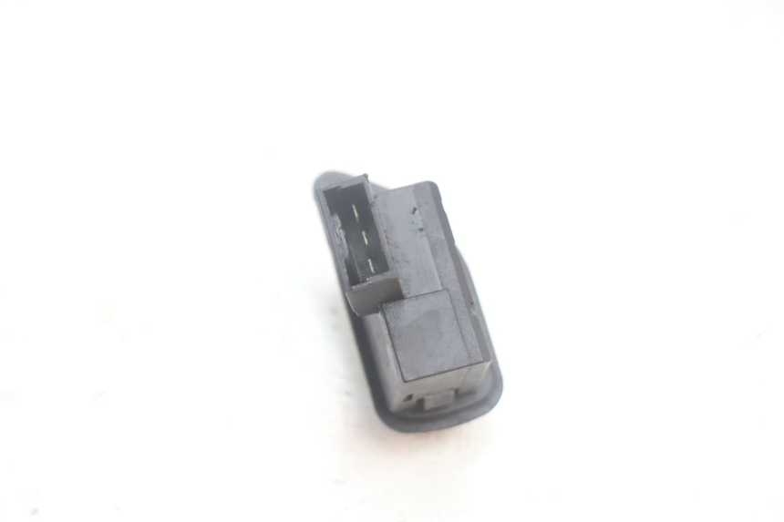 photo de INTERRUPTOR DE SETAS PIAGGIO LIBERTY 125 (1998 - 2008) - Outro ângulo de visão