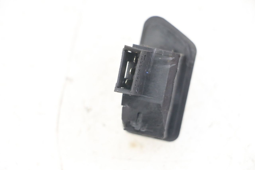 photo de COMUTADOR DE SETAS KYMCO LIKE 125 (2009 - 2016) - Outro ângulo de visão
