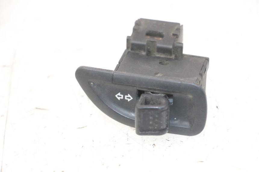 photo de COMUTADOR DE SETAS PIAGGIO MP3 LT 300 (2010 - 2016) - Vista principal