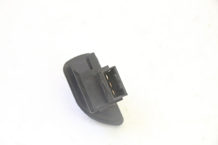 photo de INTERRUPTOR DE SETAS PIAGGIO MP3 LT 300 (2010 - 2016) - Outro ângulo de visão