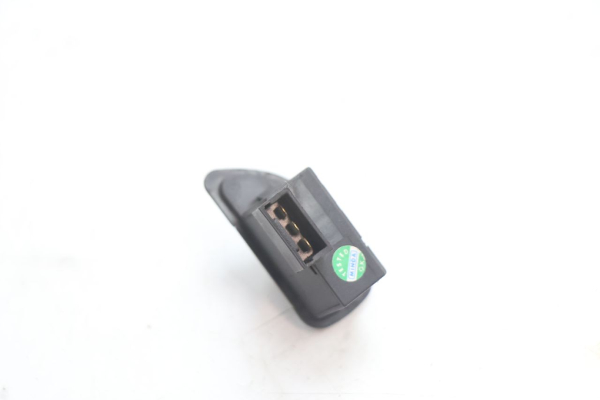 photo de INTERRUPTOR DE SETAS PIAGGIO MP3 LT 300 (2010 - 2016) - Outro ângulo de visão