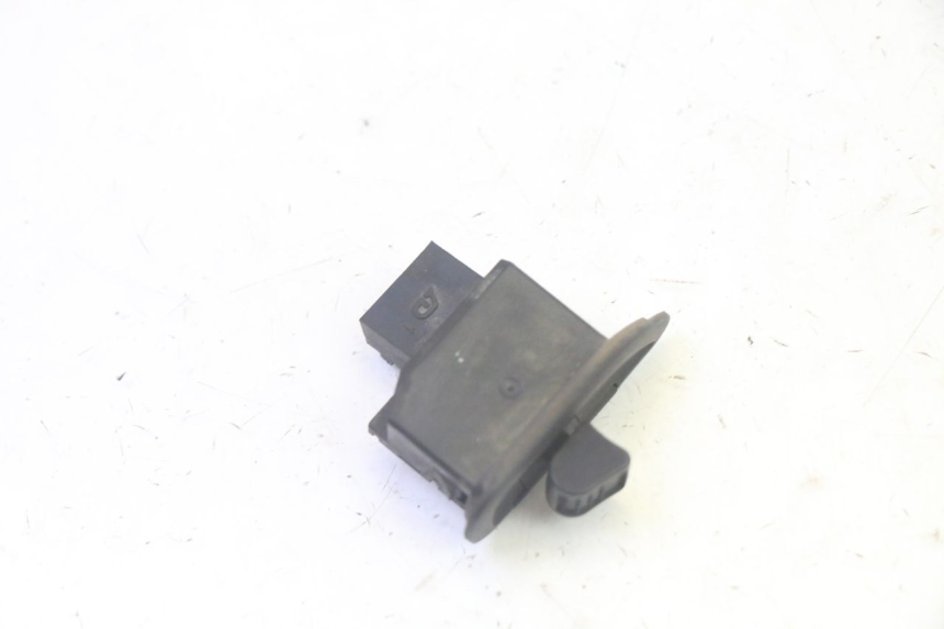 photo de COMANDO DE SETAS PIAGGIO MP3 RL 250 (2006 - 2010) - Detalhe da peça