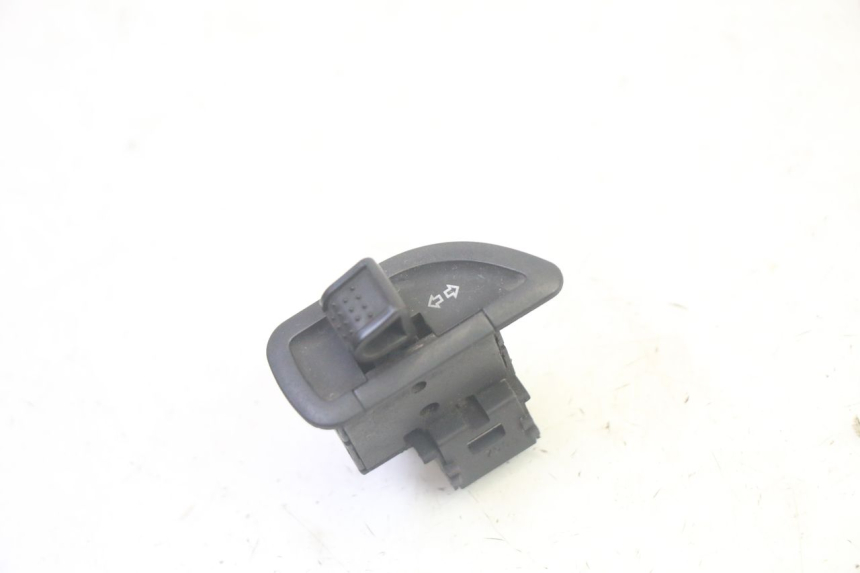 photo de COMANDO DE SETAS PIAGGIO MP3 500 (2016 - 2018) - Vista principal