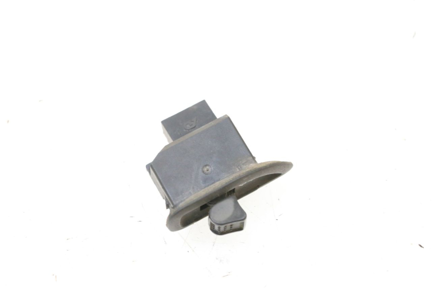photo de COMANDO DE SETAS PIAGGIO MP3 125 (2006 - 2014) - Detalhe da peça