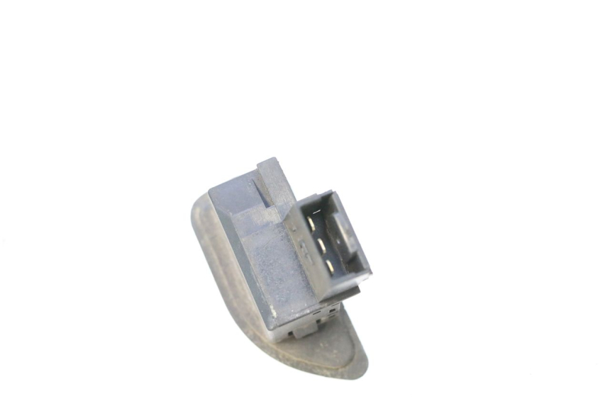 photo de COMANDO DE SETAS PIAGGIO MP3 125 (2006 - 2014) - Outro ângulo de visão
