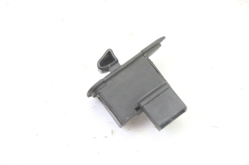 photo de COMANDO DE SETAS PIAGGIO NRG POWER PUREJET 50 (2018 - 2021) - Outro ângulo de visão