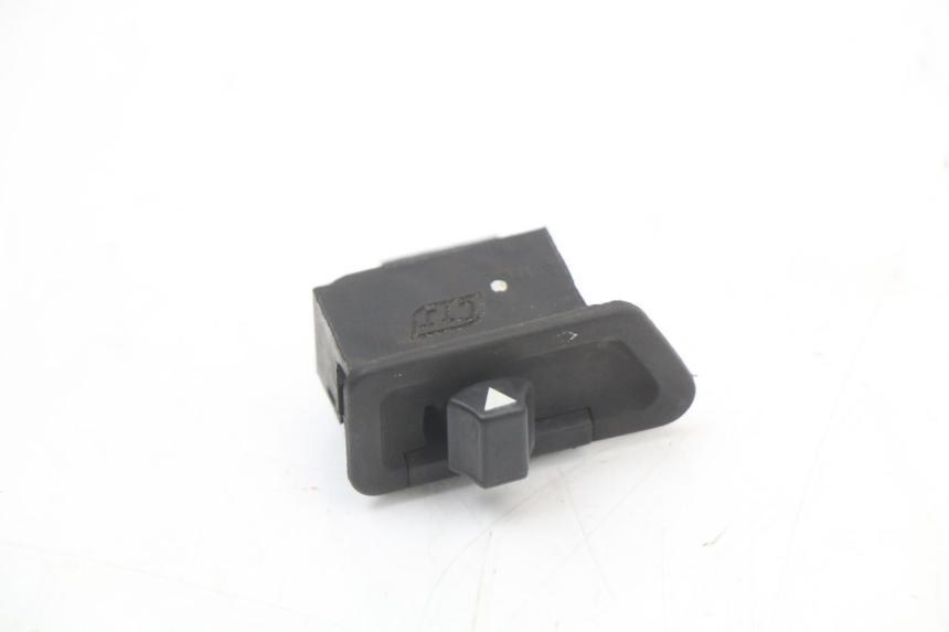 photo de COMUTADOR DE SETAS SYM ORBIT 50 (2008 - 2010) - Detalhe da peça