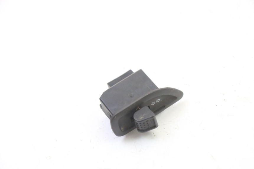 photo de COMANDO DE SETAS GILERA RUNNER SL 50 (2006 - 2009) - Detalhe da peça