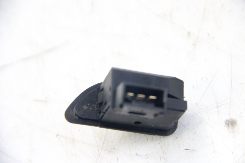 photo de COMUTADOR DE SETA GILERA RUNNER SP 50 (2009 - 2017) - Detalhe da peça