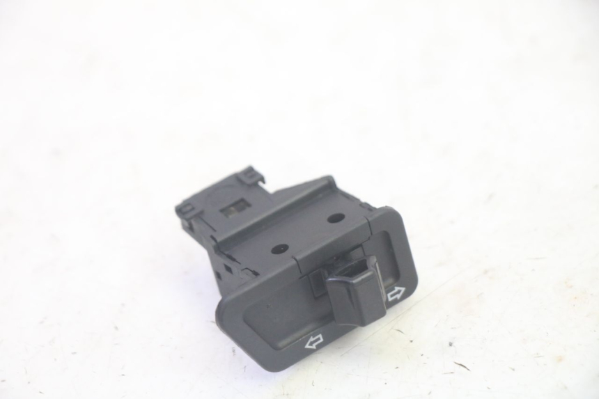 photo de COMUTADOR DE SETA JM MOTORS SANTANA EVO 50 (2024 - 2026) - Detalhe da peça