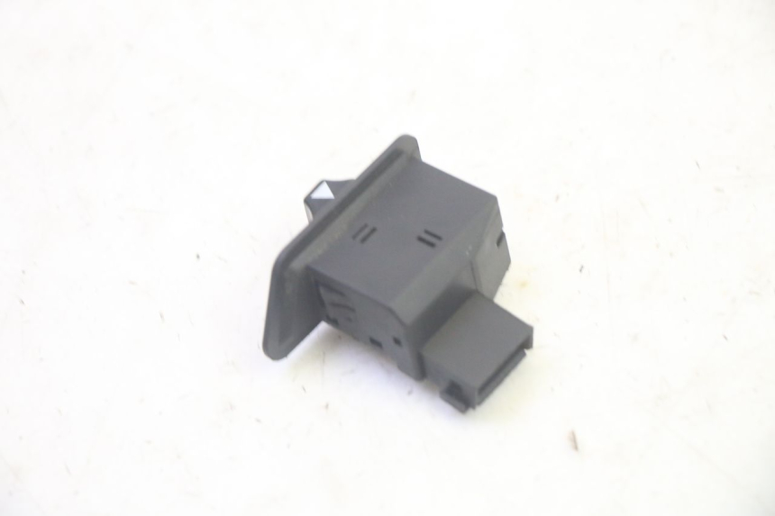 photo de COMUTADOR DE SETA JM MOTORS SANTANA EVO 50 (2024 - 2026) - Zoom do estado de desgaste