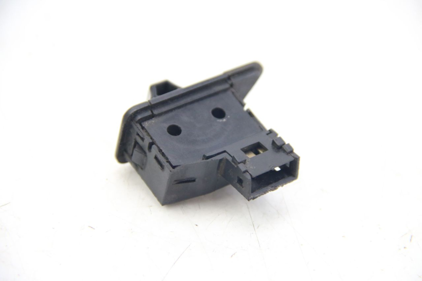 photo de COMANDO DE SETAS SUZUKI SIXTEEN 125 (2008 - 2010) - Detalhe da peça