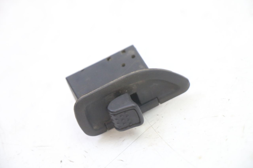 photo de COMUTADOR DE SETA PIAGGIO SUPER LX 125 (2000 - 2003) - Detalhe da peça