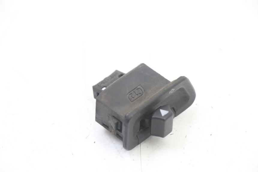 photo de COMANDO DE SETAS SYM FIDDLE 3 III 125 (2014 - 2020) - Detalhe da peça