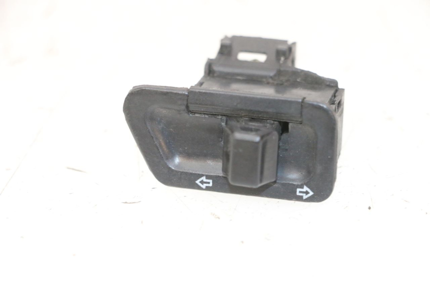 photo de COMUTADOR DE SETAS SYM FIDDLE 3 III 50 (2014 - 2020) - Vista principal