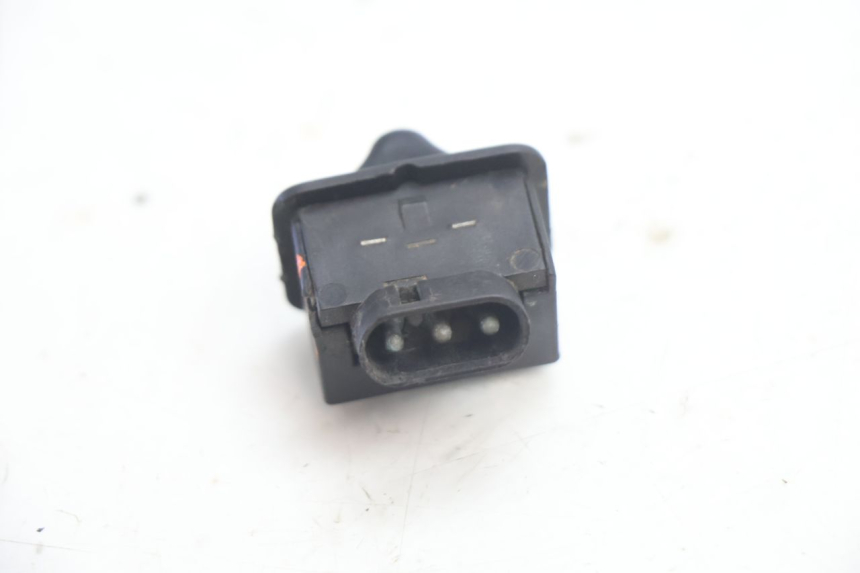 photo de COMUTADOR DE SETAS PIAGGIO TYPHOON 50 (1993 - 1999) - Pontos de fixação