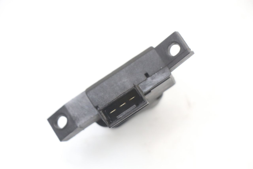 photo de COMUTADOR DE SETAS PIAGGIO VESPA LX 125 (2005 - 2010) - Ampliação técnica