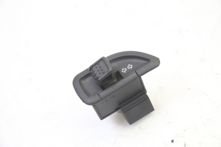 photo de COMUTADOR DE SETAS PEUGEOT VIVACITY 50 (2004 - 2009) - Vista principal