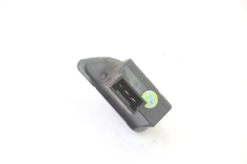 photo de COMUTADOR DE SETAS PEUGEOT VIVACITY 50 (2004 - 2009) - Outro ângulo de visão