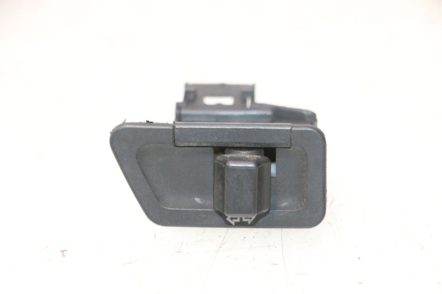 photo de INTERRUPTOR DE SETAS YAMAHA XMAX X-MAX 125 (2006 - 2009) - Vista principal
