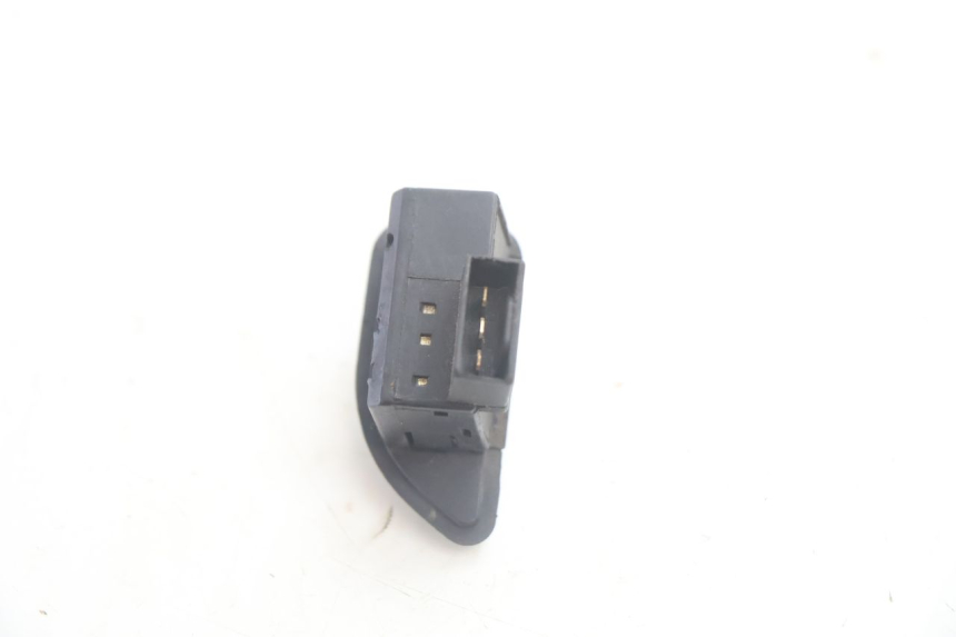 photo de INTERRUPTOR DE SETAS PIAGGIO ZIP 4T 50 (2006 - 2017) - Outro ângulo de visão
