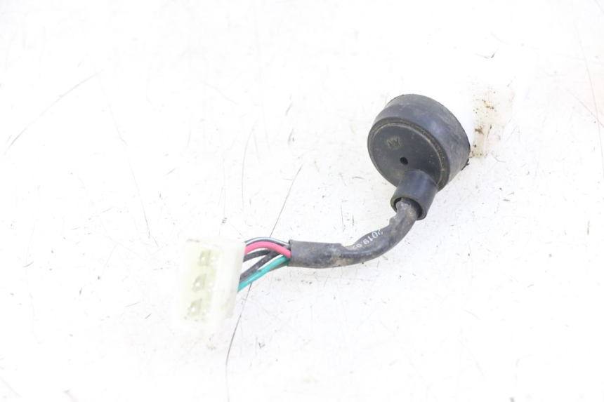 photo de INTERRUPTOR DE IGNIÇÃO SYM CROX 4T 50 (2016 - 2023) - Outro ângulo de visão