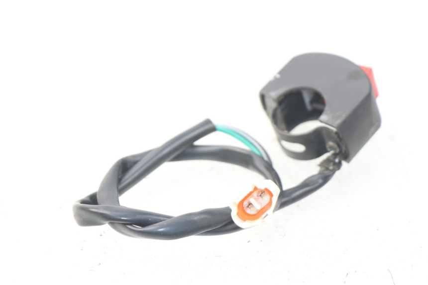photo de INTERRUPTOR DE IGNIÇÃO YCF LITE F 125 - Zoom do estado de desgaste