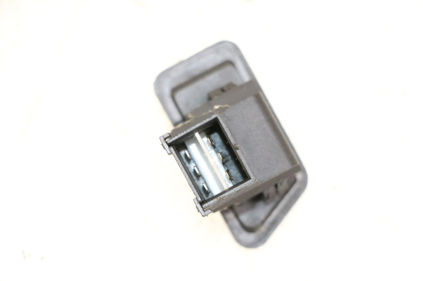 photo de INTERRUPTOR DE IGNIÇÃO LONGJIA SHARPY 125 (2020 - 2024) - Detalhe da peça