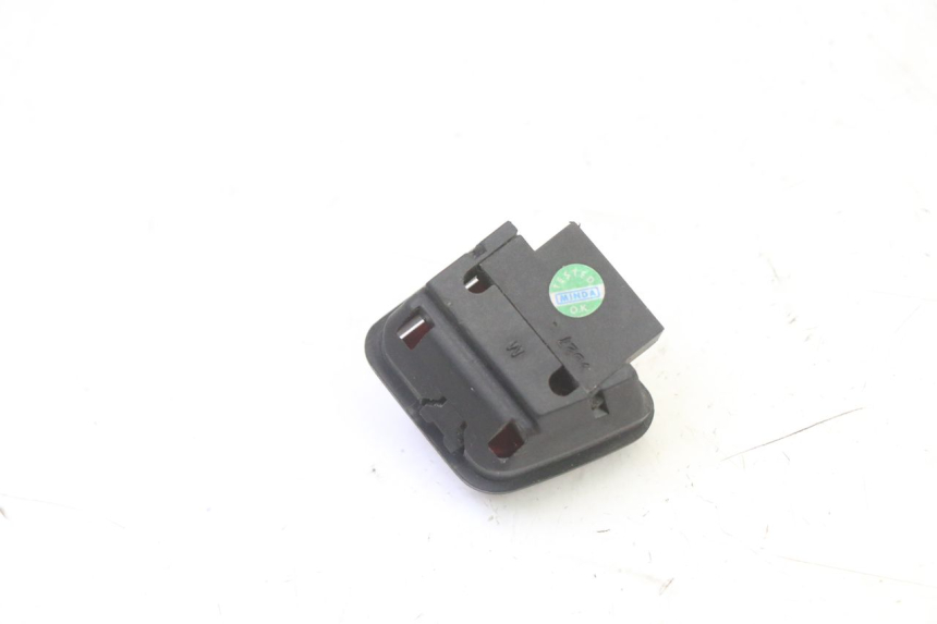 photo de INTERRUPTOR DE IGNIÇÃO PIAGGIO MP3 RL 250 (2006 - 2010) - Outro ângulo de visão
