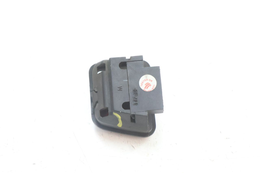 photo de INTERRUPTOR DE IGNIÇÃO PIAGGIO MP3 500 (2016 - 2018) - Outro ângulo de visão