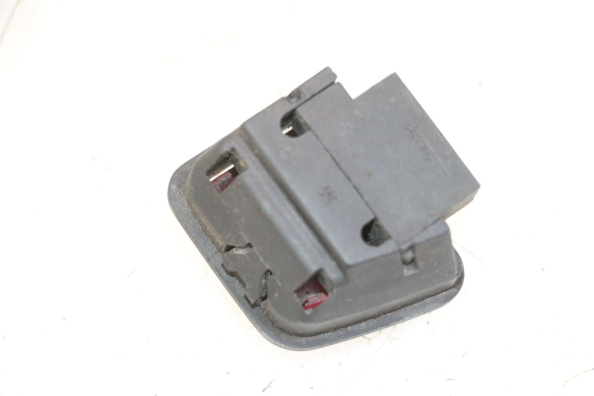 photo de INTERRUPTOR DE IGNIÇÃO PIAGGIO MP3 125 (2006 - 2014) - Detalhe da peça
