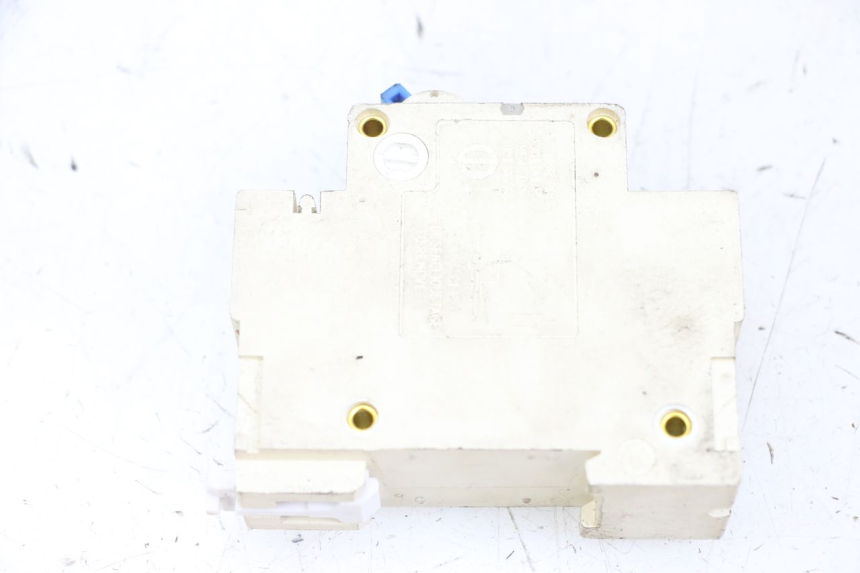 photo de INTERRUPTOR DE IGNIÇÃO EFUN PUSA 1 - Pontos de fixação
