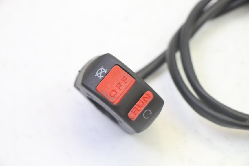 photo de INTERRUPTOR DE IGNIÇÃO APOLLO RFZ 125 - Zoom do estado de desgaste