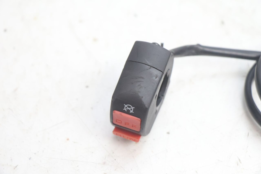 photo de INTERRUPTOR DE IGNIÇÃO APOLLO RFZ 150 - Zoom do estado de desgaste