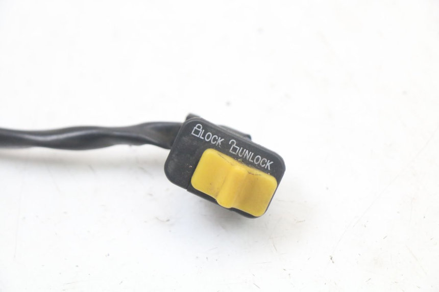 photo de INTERRUPTOR DE IGNIÇÃO SYM ORBIT 2 4T 50 (2018 - 2022) - Detalhe da peça