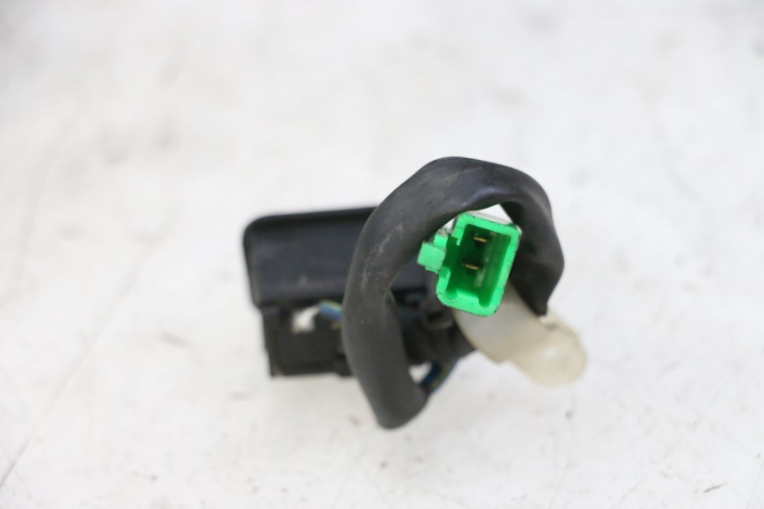 photo de INTERRUPTOR DE IGNIÇÃO PEUGEOT TWEET 4T 50 (2018 - 2022) - Zoom do estado de desgaste