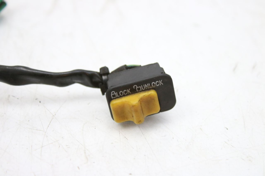 photo de INTERRUPTOR DE IGNIÇÃO PEUGEOT TWEET 125 (2010 - 2017) - Ampliação técnica