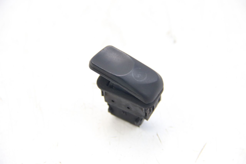 photo de COMUTADOR DE PARTIDA PIAGGIO BEVERLY 125 (2010 - 2015) - Vista principal