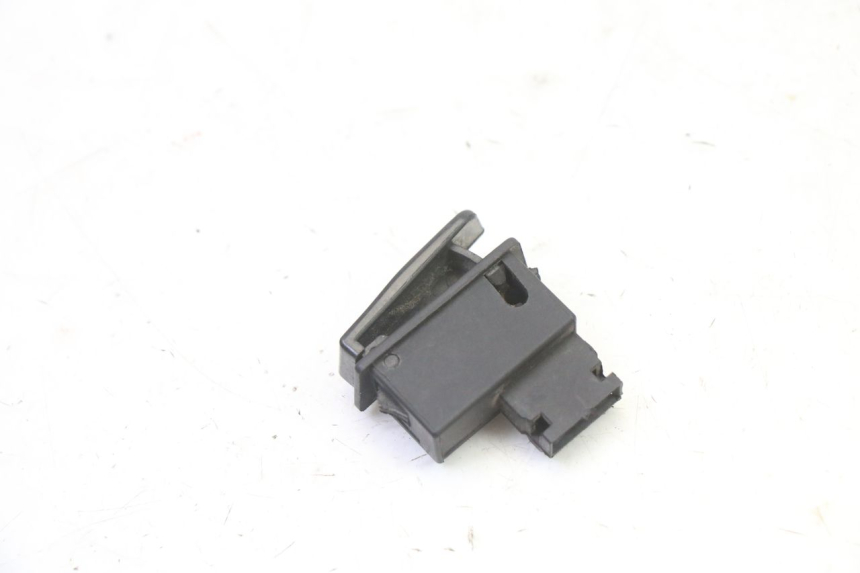photo de COMUTADOR DE PARTIDA TNT MOTOR BOSTON 4T 50 (2018 - 2025) - Zoom do estado de desgaste