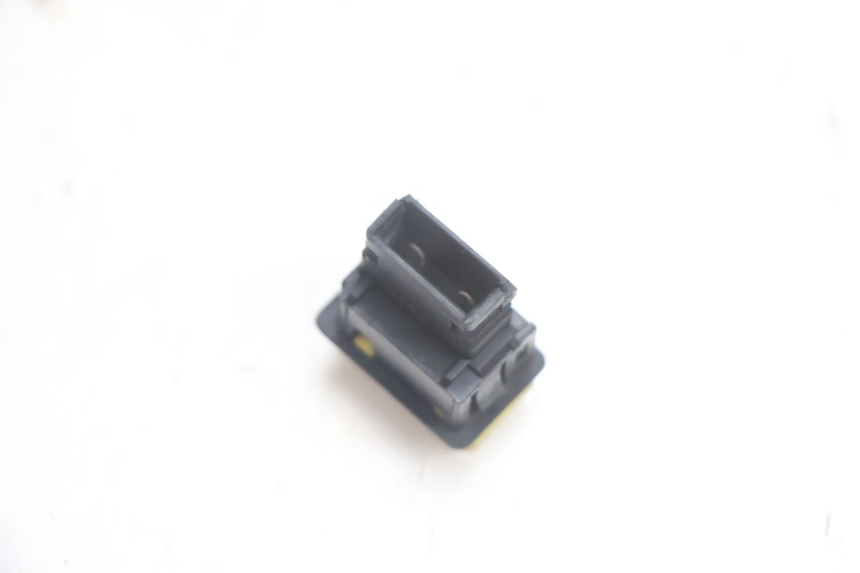 photo de COMANDO DE PARTIDA PEUGEOT BUXY 50 (1993 - 1998) - Outro ângulo de visão