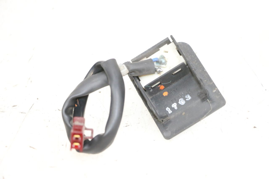 photo de COMUTADOR DE PARTIDA MBK FLIPPER 115 (2013 - 2017) - Zoom do estado de desgaste